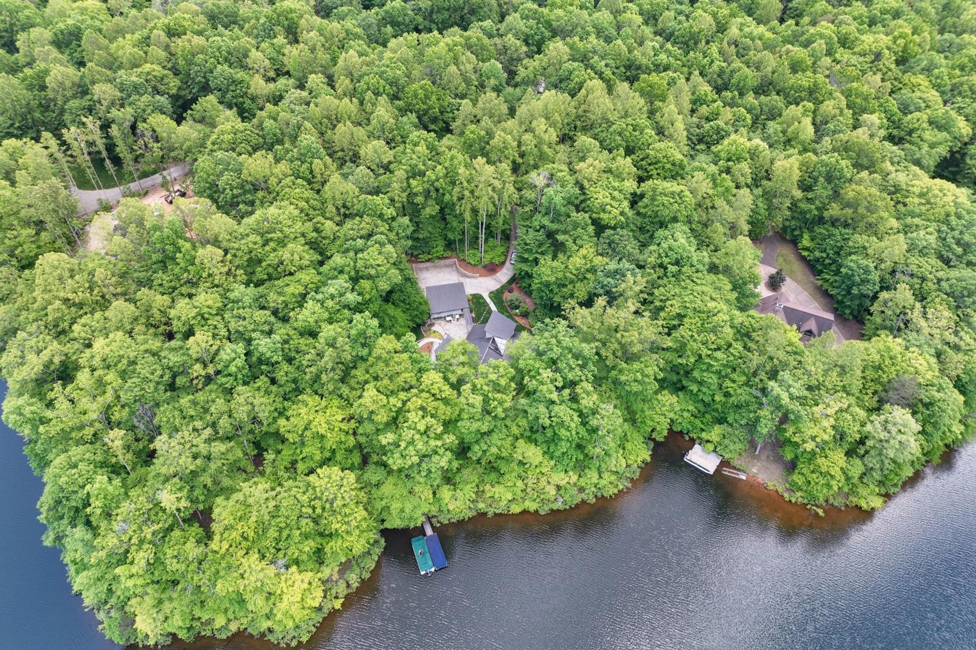 Stunning Lakefront Roxboro Home With Private Dock! Esterno foto